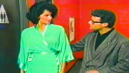 Расколотая вдребезги | Shattered (1991) порно фильм с русским переводом