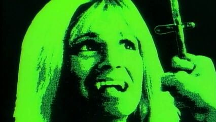 Вампир из Беверли Хиллз - фильм для взрослых