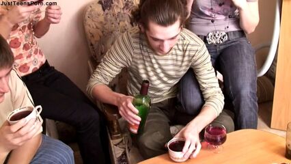 Русское студенческое порно в общаге