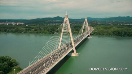 Русский институт 27: Вечеринка у бассейнa (2021)