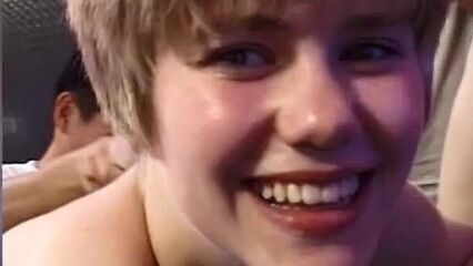 Эндоскоп в заднем проходе русских девушек