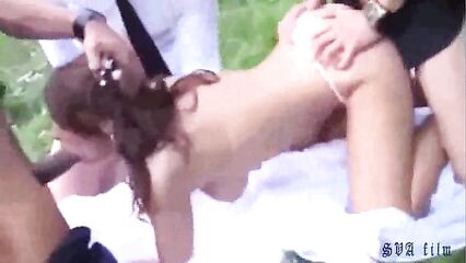 Русскую молодую невесту отодрали жених и гости