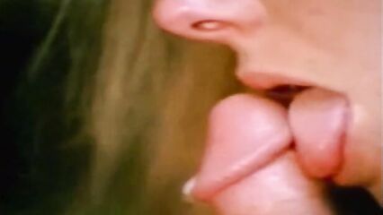 Поливают спермой девчонок 4