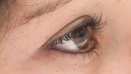 Черный толстый член в заднице брюнетки