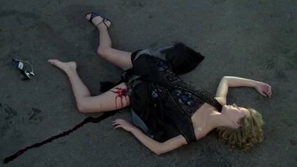 Прекрасная пленница | La belle captive (1982) эротический фильм