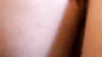 Русское домашнее порно в анал в туалете