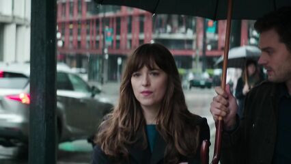 На пятьдесят оттенков темнее (Расширенная версия)