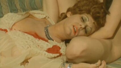 Грешный Карлик (Похищенная Невеста) [1973] Порно Ужасы онлайн