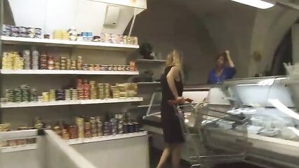 Мастер класс от Арт группы Война: Как украсть курицу