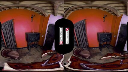 Виртуальное VR порно со сказочной блондинкой эльфом