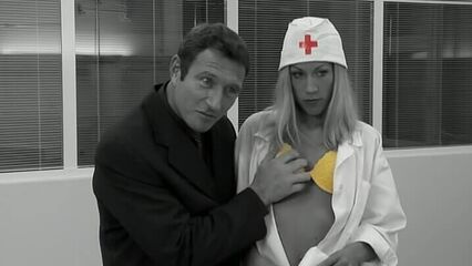 Полнометражное порно: Город секса (фильм 1, с русским переводом)