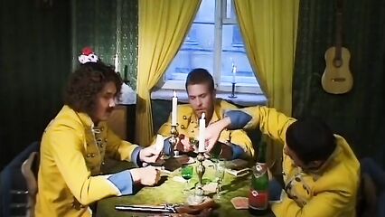 Русский порно фильм: Гусарские блудни  (Т.Тайская, С. Волк, SPCompany)