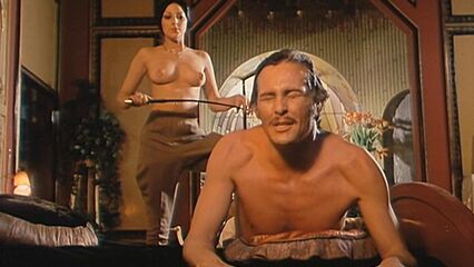 Тонкие стороны (Обучение баронессы) - порно фильм с переводом