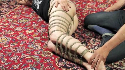 BDSM видео урок №6. Шибари, часть 2:футомомо (с русским переводом)