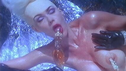 Зазель: Аромат любви | Zazel: The Scent of Love, фильм с переводом