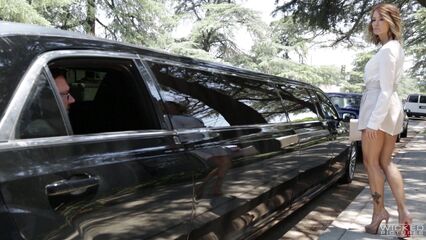 Неудобная любовница — порнофильм с русским переводом