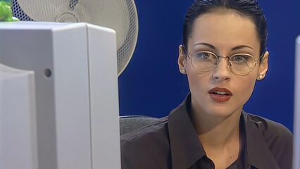 Любовь в интернете - полнометражный порно фильм с русским переводом!