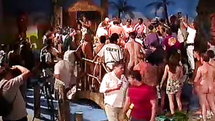 Самая большая групповуха в мире 2 | World's Biggest Gang Bang 2 (1996)