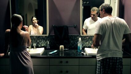 Разрыв | Torn (полнометражный порно фильм с русским переводом)