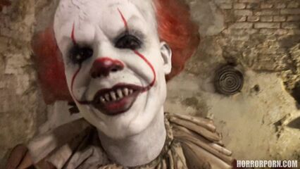 ОНО это клоун | IT is a clown (horrorporn, порно ужасы)