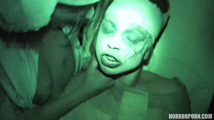 Порно ужасы: Больничные призраки в психбольнице