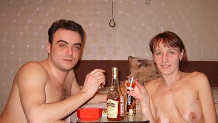 Когда выпью, своим дыркам не хозяйка...