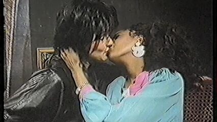 Парижские проказницы — порно фильм с русским переводом