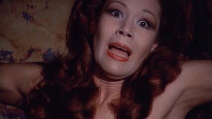 Развратная Графиня, эротические фильмы с русским переводом