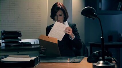 Секс-файлы 2: мрачная XXX-пародия с русским переводом