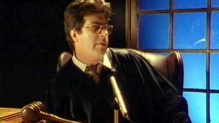 На суде 1: В защиту Саванны (1991) с русским переводом