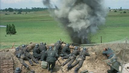 Призывница Гретта | Armee Gretchen (1973) с переводом